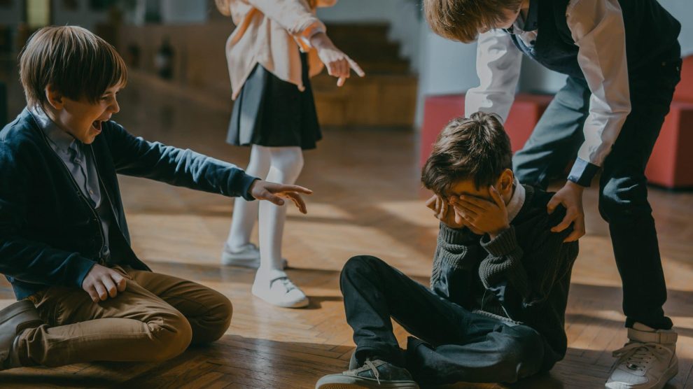 Niño acosado bullying